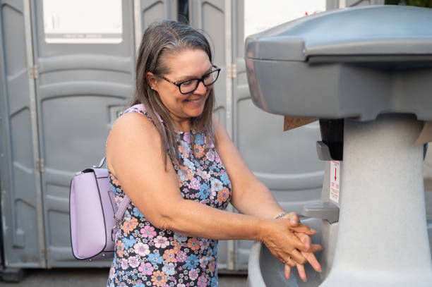 Best Portable restroom trailer rental  in Lake Brownwood, TX